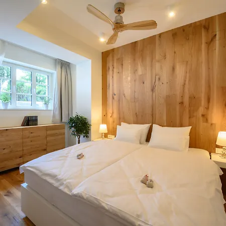 Ula La Luxury 公寓 布莱德