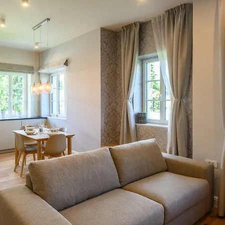 Apartment Ula La Luxury *