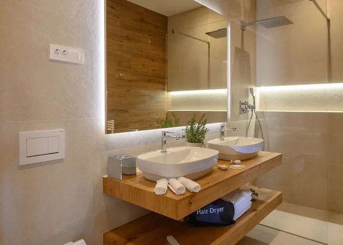 Ula La Luxury 公寓