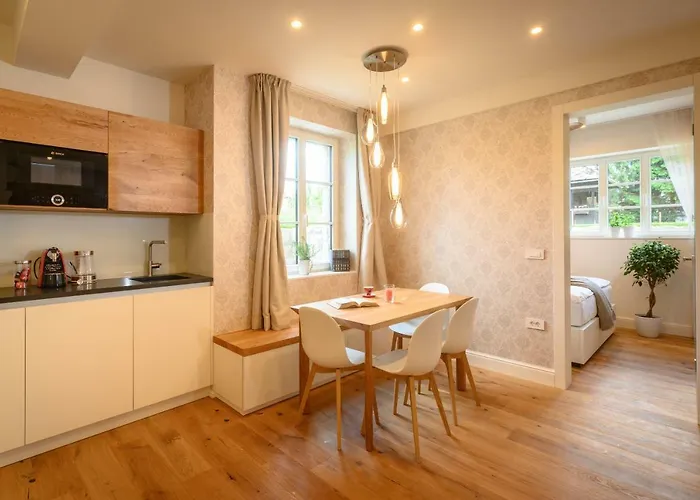 アパート Ula La Luxury