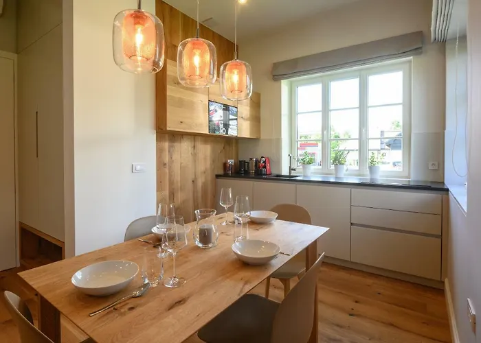 Ula La Luxury アパート ブレッド