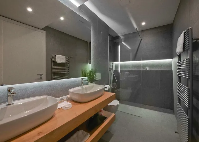 Ula La Luxury * 布莱德